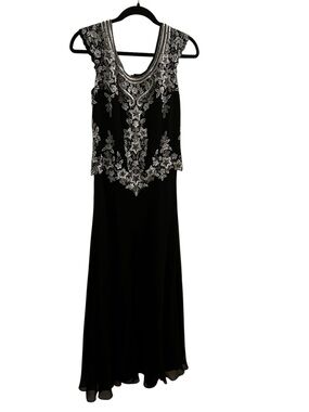J Kara New York black formal evening gown white silver beads sequins 8